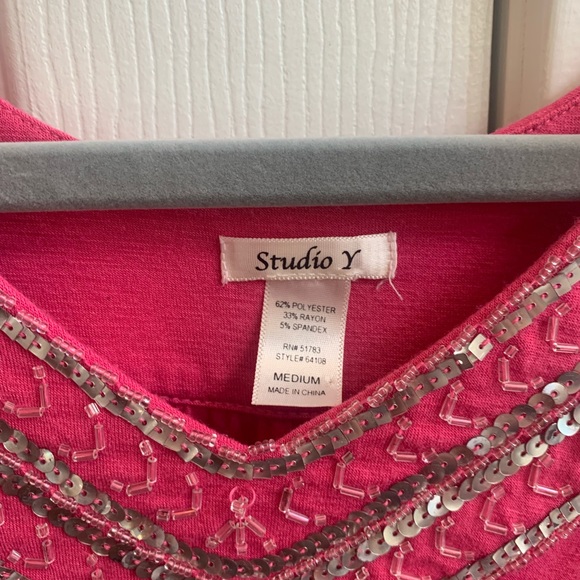 Pink tank top - Picture 2 of 2